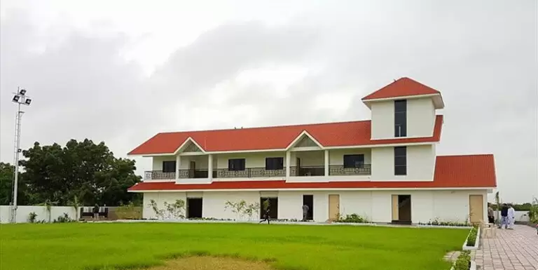 6983 16255773ee42 768x385