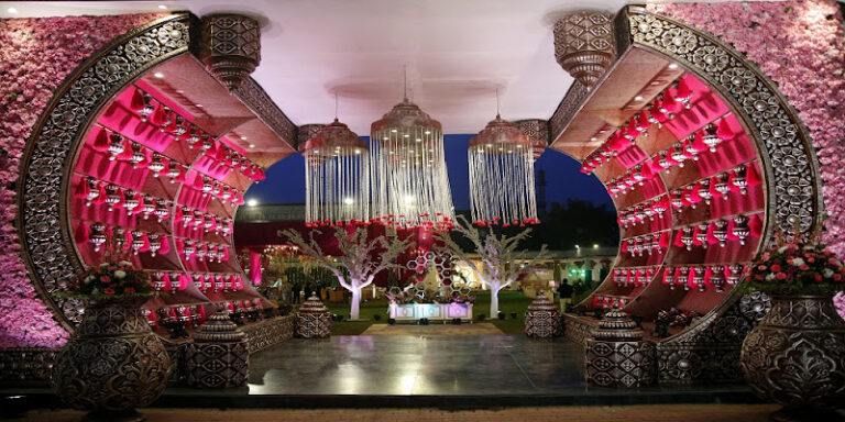 7084 809274e22304 768x384