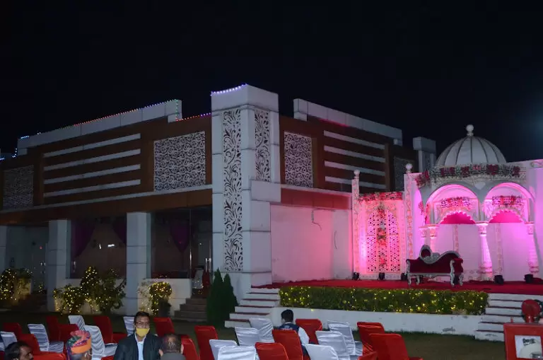 7239 7e7999a17a8c 768x509