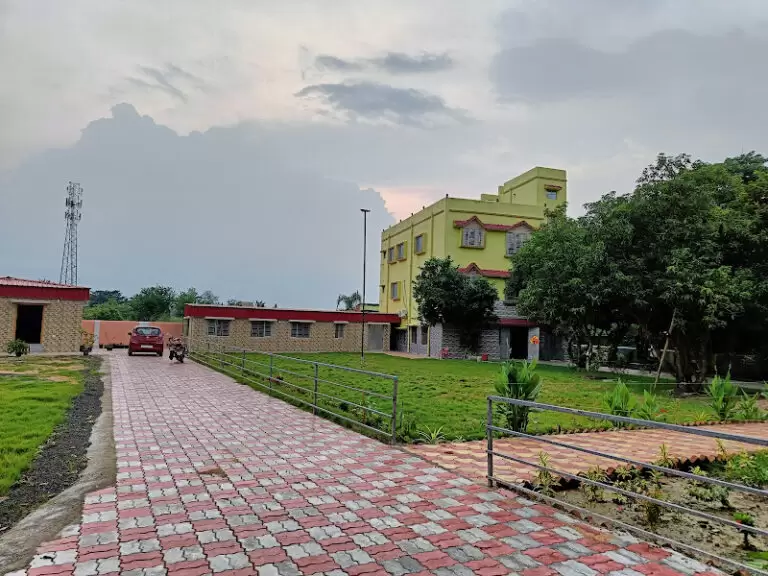 7719 4b8e7e9f679a 1 768x576