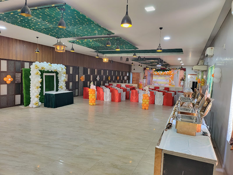 Satkar Garden Restaurant & Banquet Hall in Gandhinagar, Gujarat