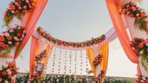 Shri Krishna Vila - Lawn in Pahariya in Varanasi, Uttar Pradesh