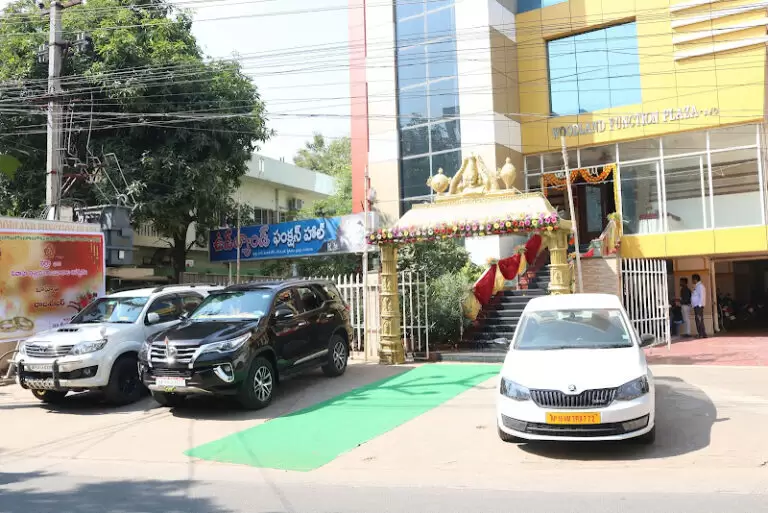 8811 40e408c8a553 1 768x513