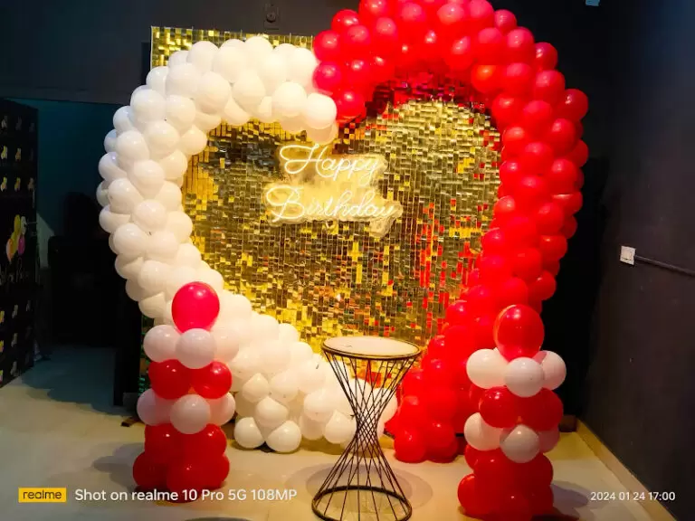 32271 f325a3295671 768x576