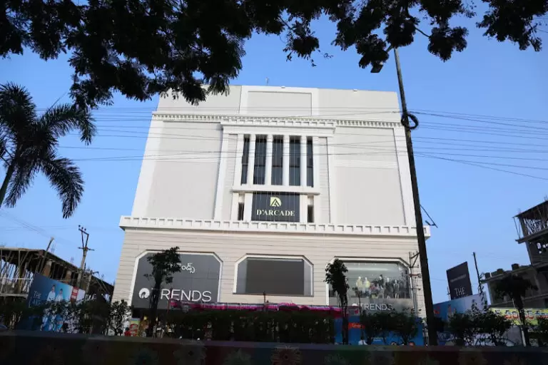 32829 cf7e6f5e5941 768x512