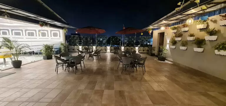 33300 9d9fb99ff148 768x359