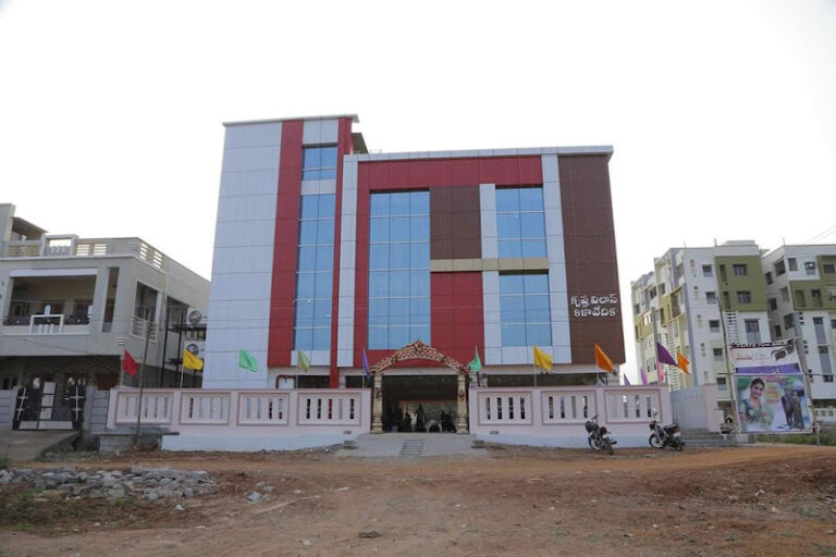 33341 9f4f671fc67a 768x512