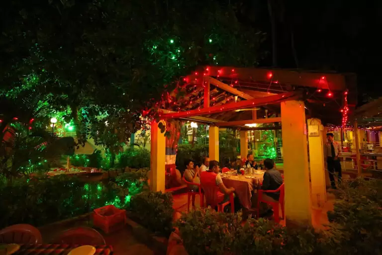 34460 0ee2f095f196 768x513