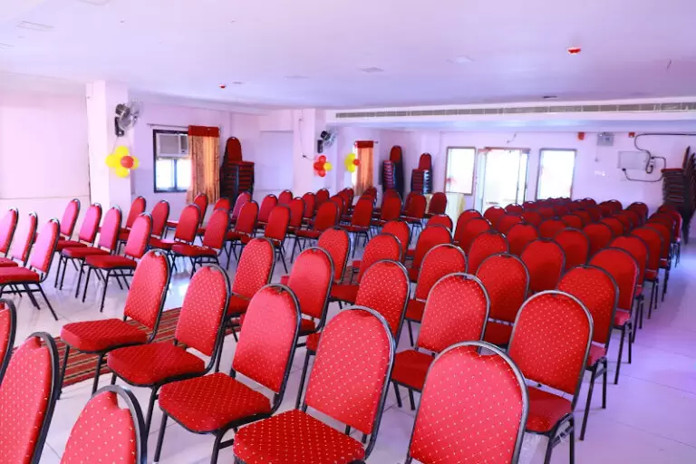 37546 e60131308731 768x512