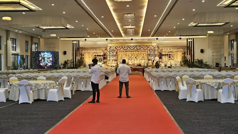 43084 b06bf95c3dee 768x432