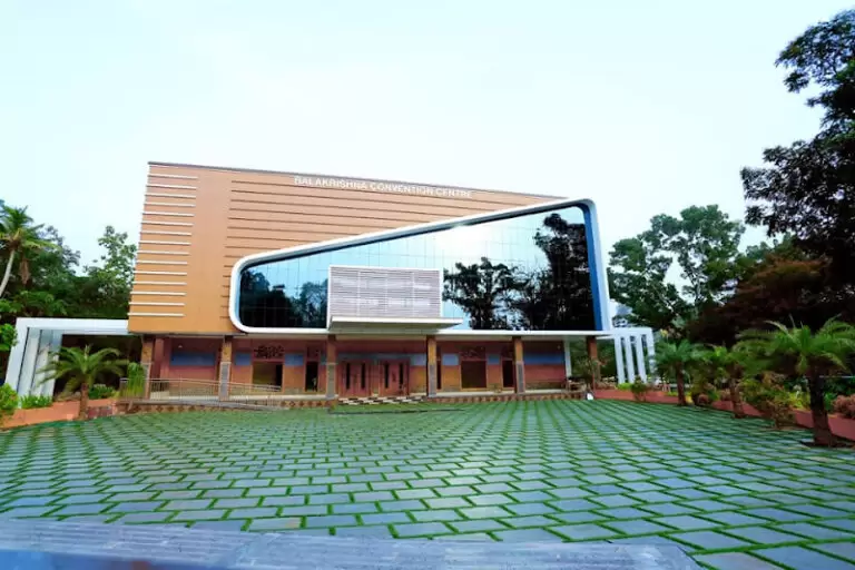 43900 aea3ca2ca715 768x512